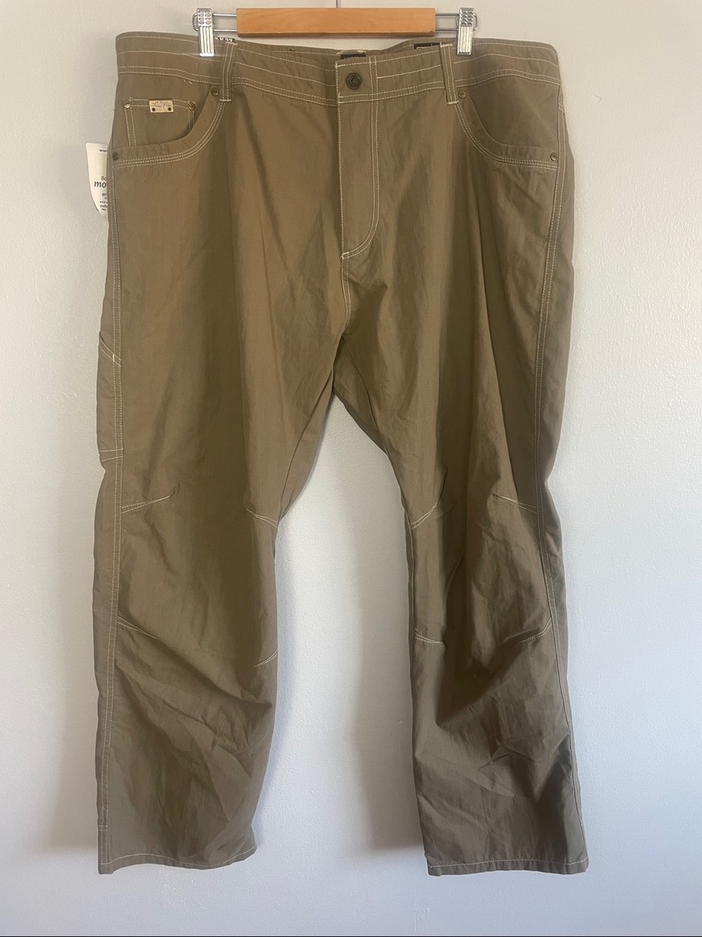 NWT Kuhl Men’s Revolvr Full Fit Jeans Size 42x 32